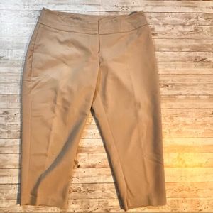 Apt 9 capris